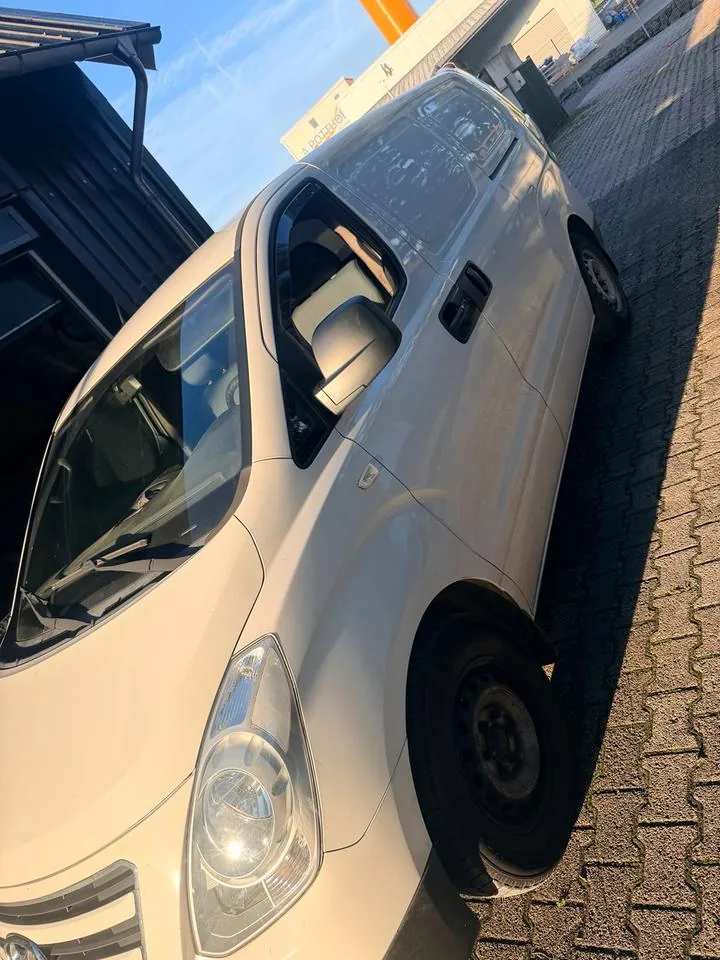 Hyundai H1