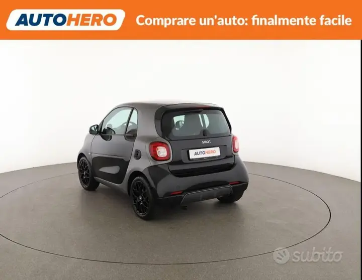 Smart Fortwo 2019 photo 4