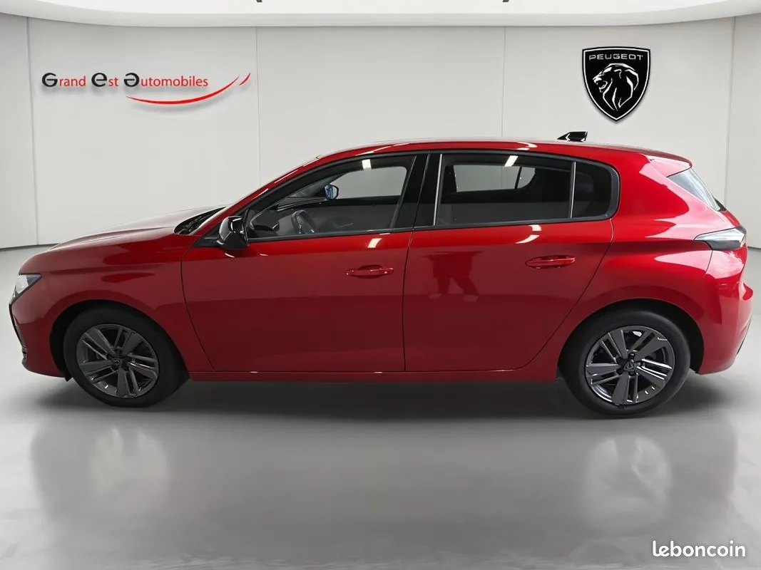 Peugeot 308 2022 photo 2