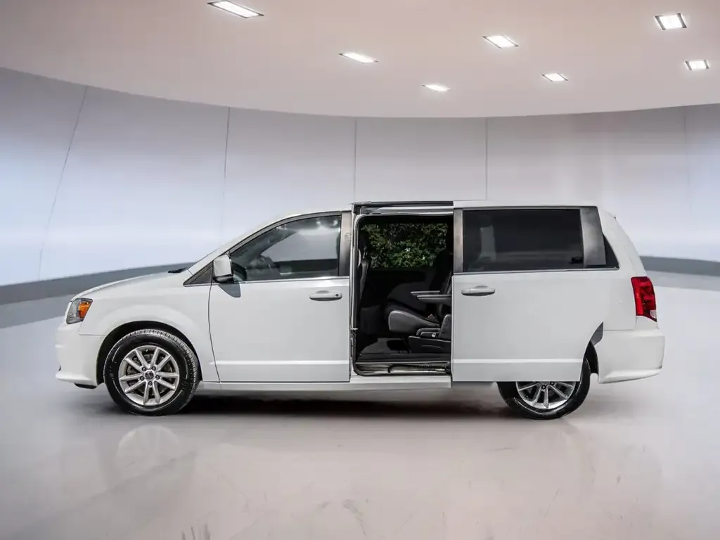 Dodge Grand Caravan 2019 photo 5