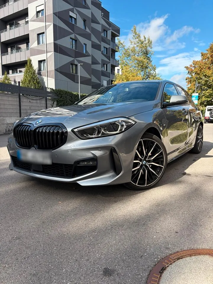 BMW 118I