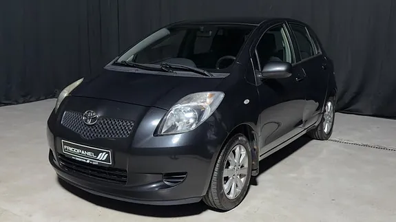 Toyota Yaris 2006 photo 2
