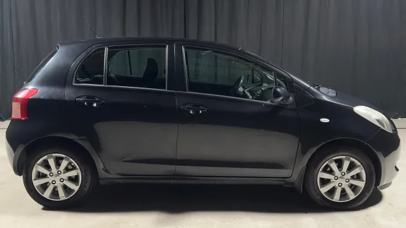 Toyota Yaris 2006 photo 5
