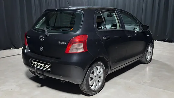 Toyota Yaris 2006 photo 3
