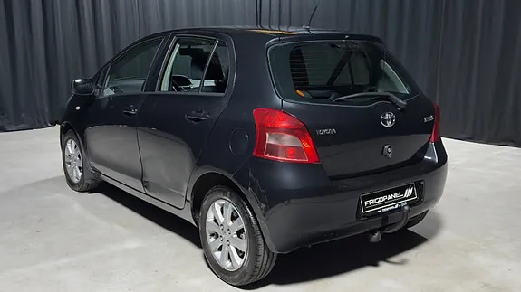 Toyota Yaris 2006 photo 4