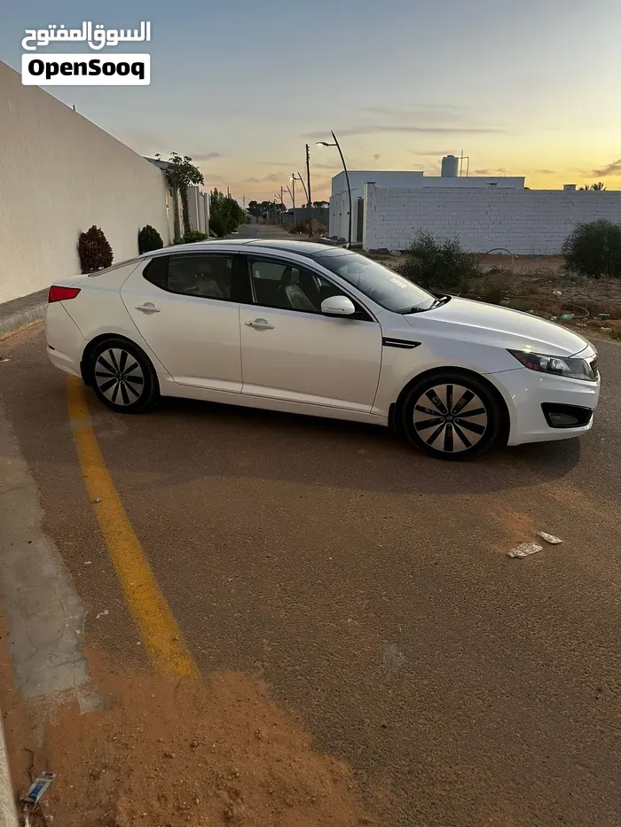 Kia K5 2012 photo 4