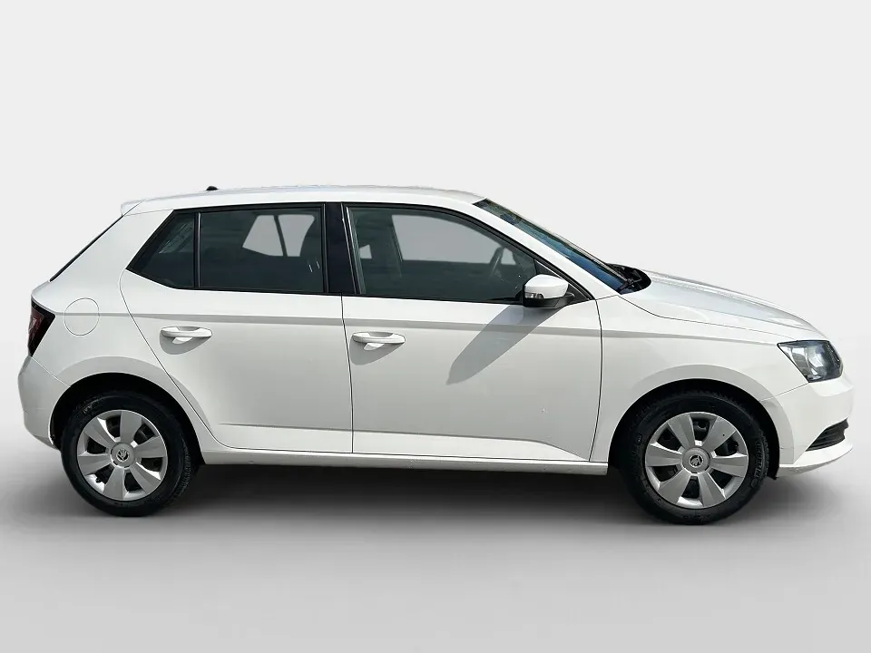 Skoda Fabia 2018 photo 3