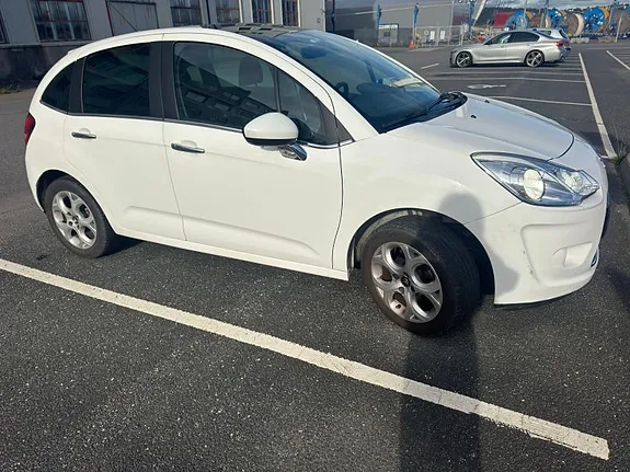 Citroen C3 2011 photo 2