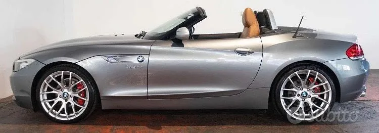 BMW Z4 2012 photo 2