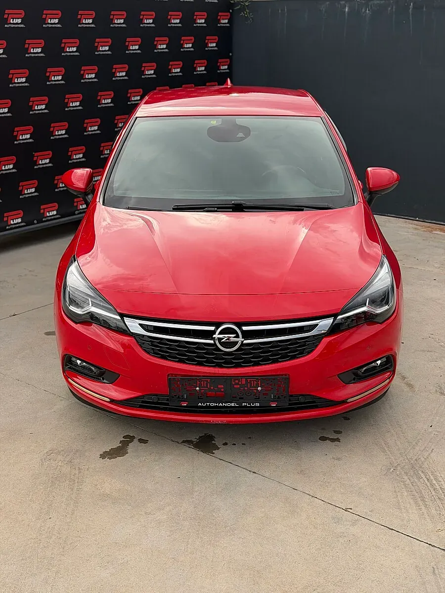 Opel Astra 2018 photo 2