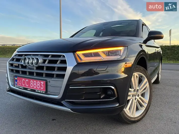 Audi Q5 2018 photo 2