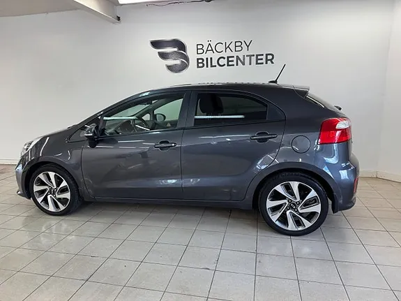 Kia Rio 2015 photo 3