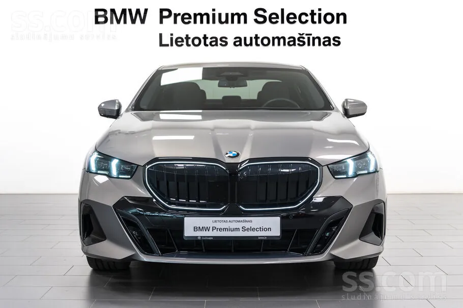 BMW 540 2025 photo 3