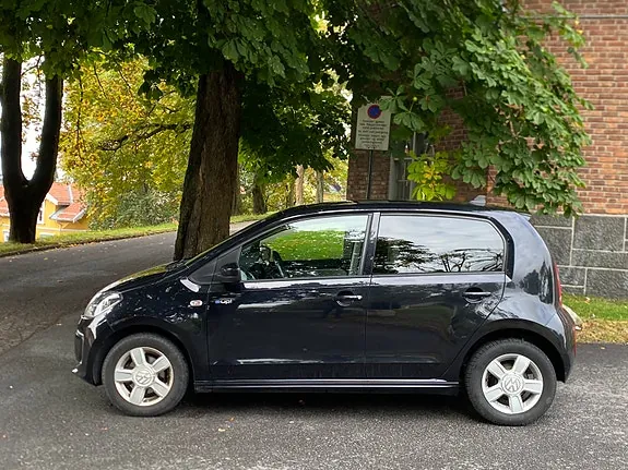 Volkswagen E-Up! 2016 photo 5