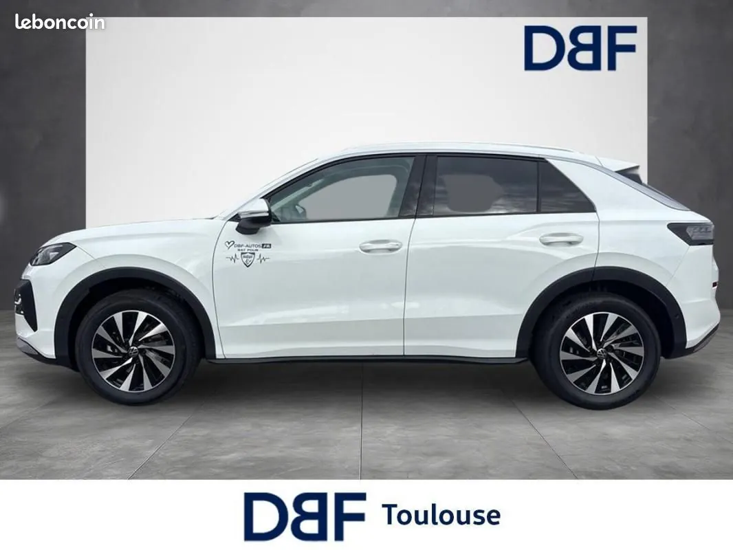Volkswagen T-Roc 2026 photo 2
