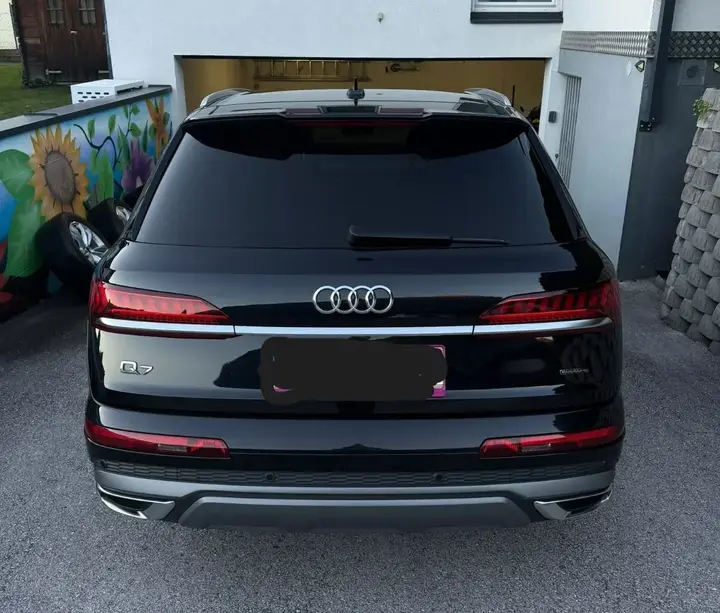 Audi Q7 2020 photo 3