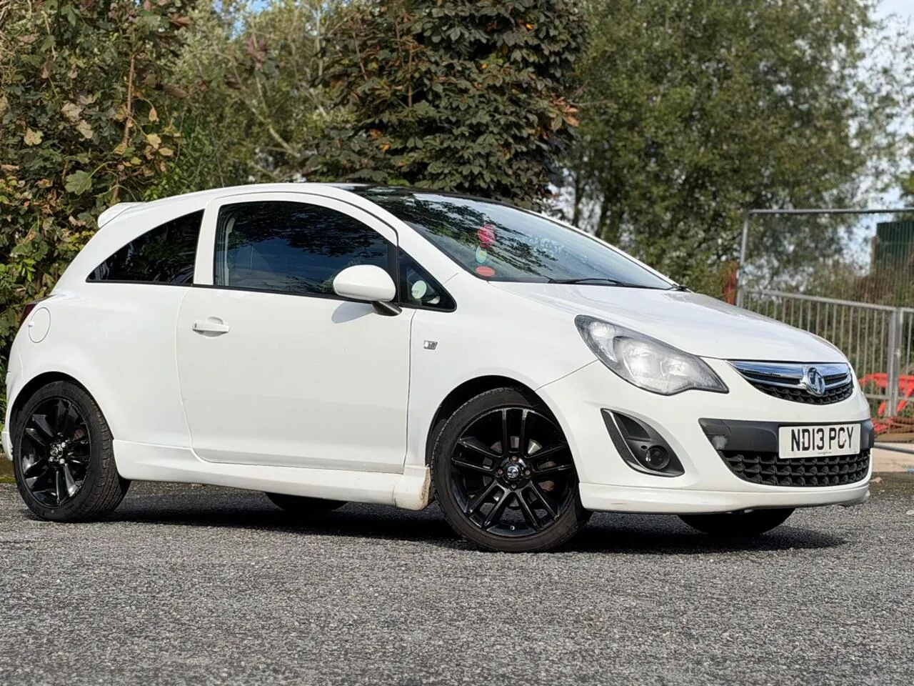Vauxhall Corsa 2013 photo 2