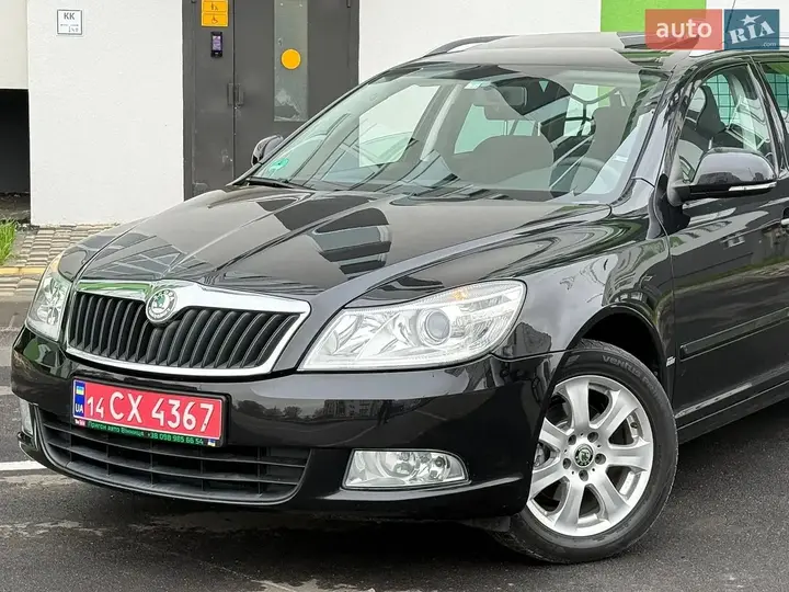 Skoda Octavia 2009 photo 3