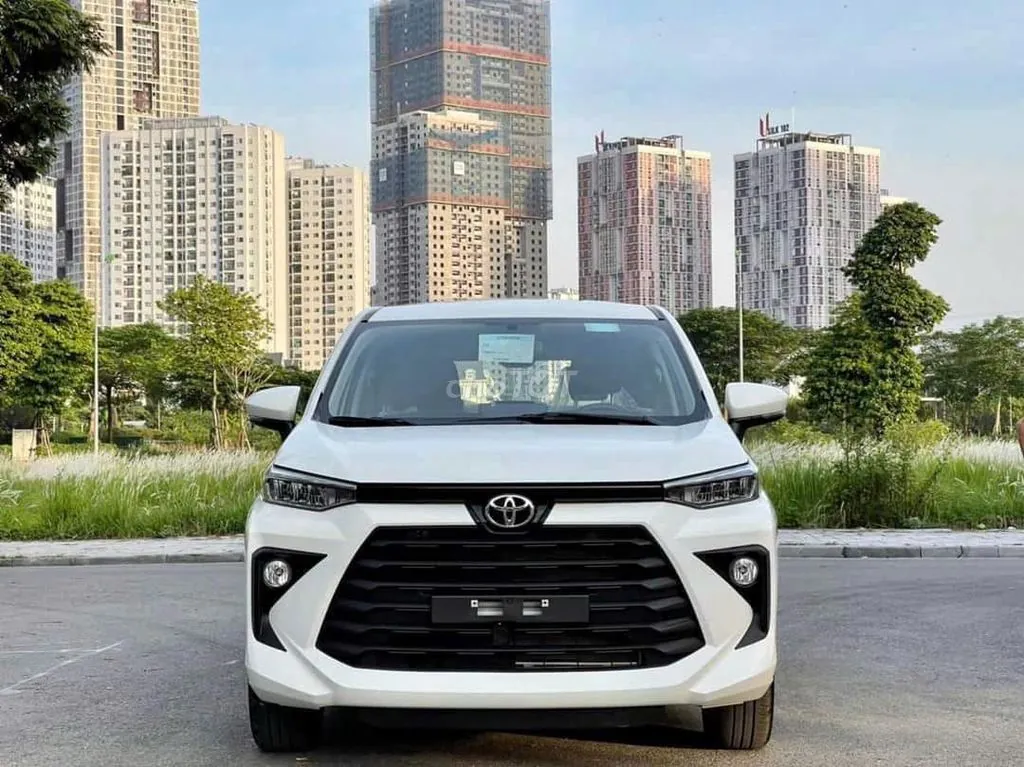 Toyota Avanza Premio