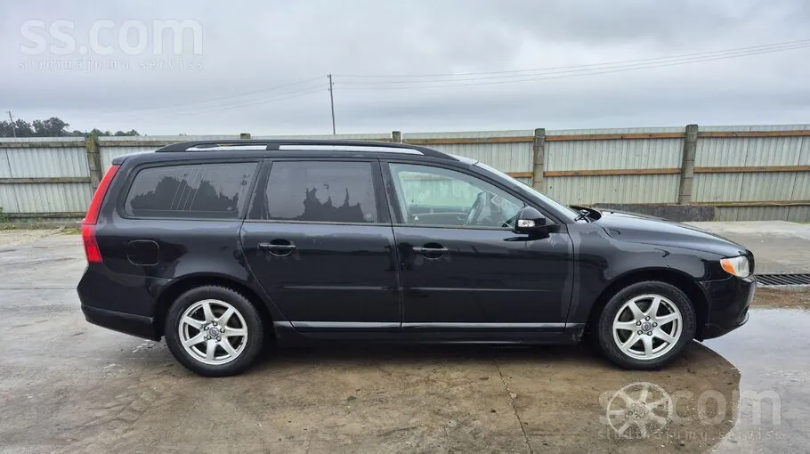 Volvo V70 2008 photo 4