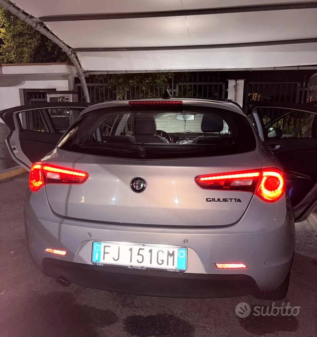 Alfa Romeo Giulietta 2017 photo 3