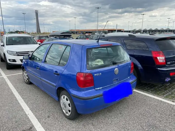 Volkswagen Polo 2001 photo 2