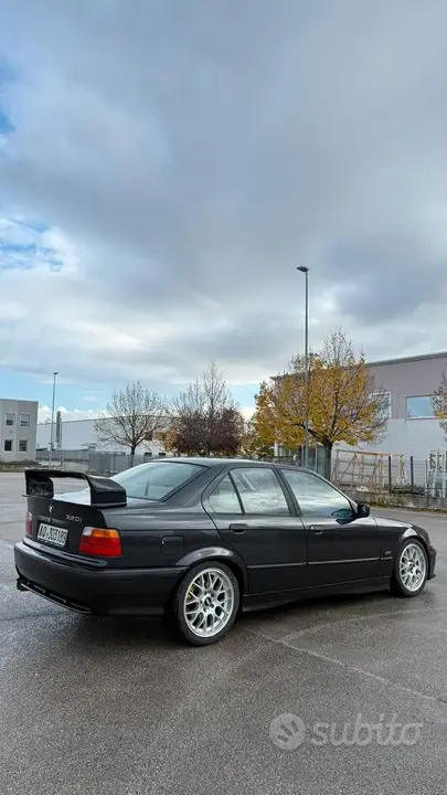 BMW 320I 1992 photo 3