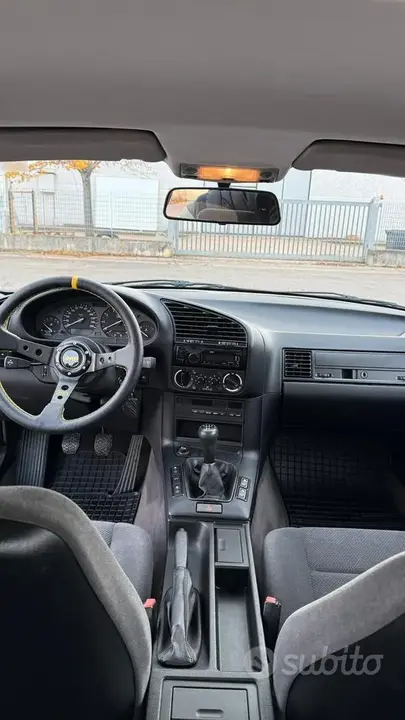 BMW 320I 1992 photo 4