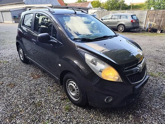 Chevrolet Spark 2012 photo 2