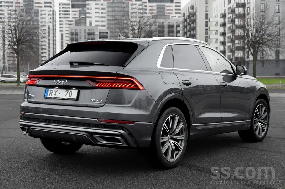 Audi Q8 2018 photo 5
