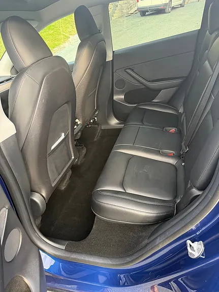 Tesla Model Y 2023 photo 4