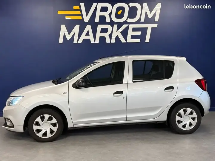 Dacia Sandero 2018 photo 2
