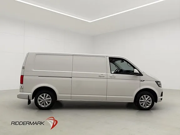 Volkswagen Transporter 2019 photo 2