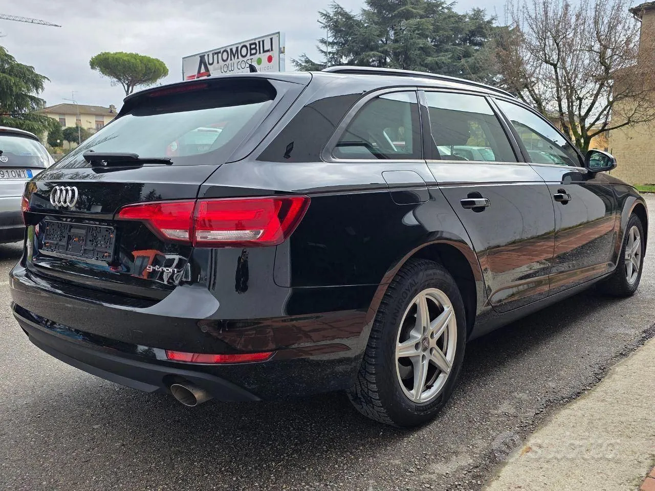 Audi A4 2017 photo 4