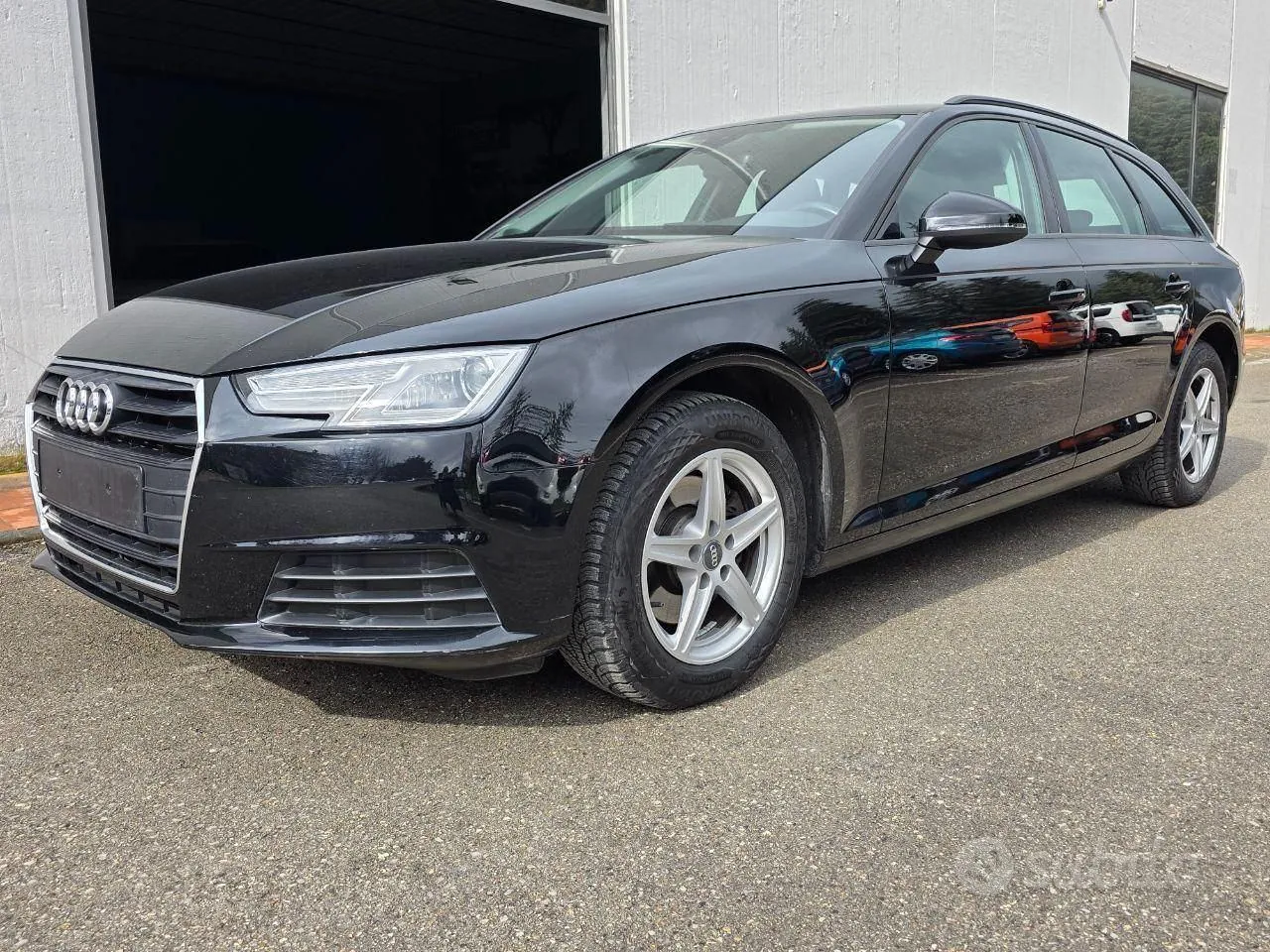 Audi A4 2017 photo 3