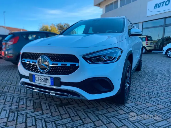 Mercedes-Benz Gla 2022 photo 2