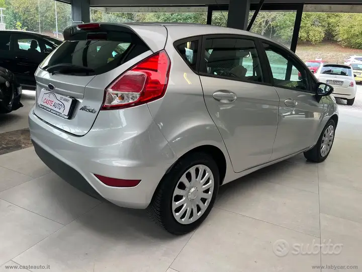 Ford Fiesta 2015 photo 4