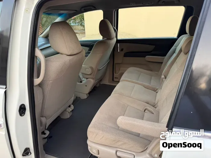 Honda Odyssey 2015 photo 4