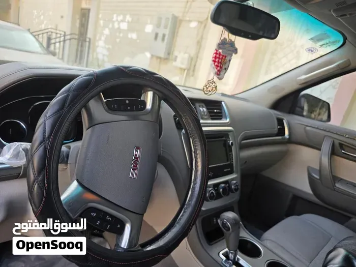 GMC Acadia 2013 photo 4