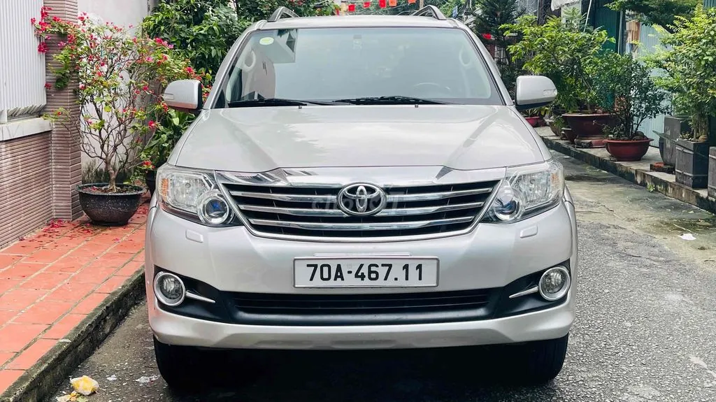 Toyota Fortuner 2015 photo 4