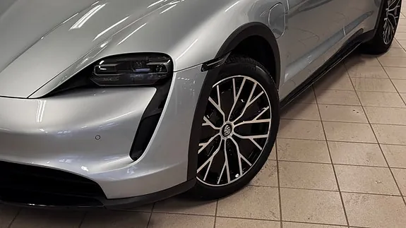 Porsche Taycan 2022 photo 2