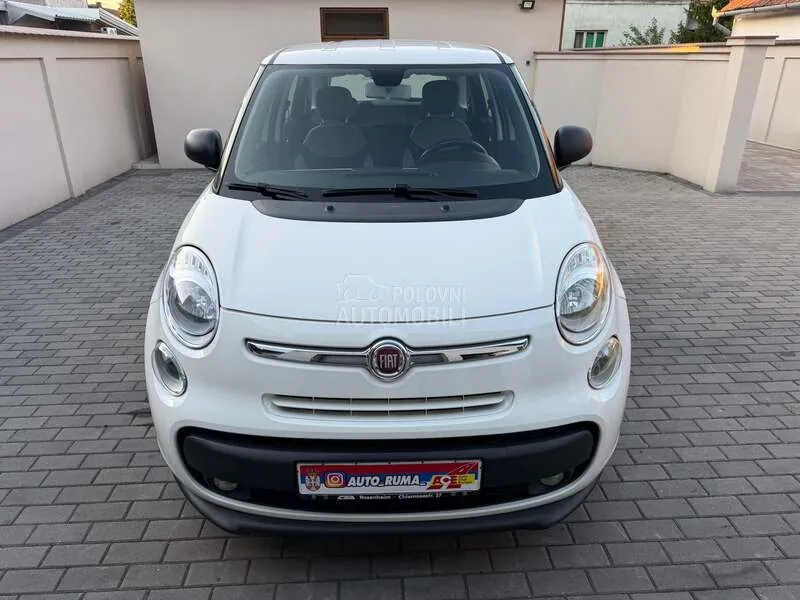 Fiat 500L 2013 photo 2
