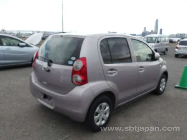 Toyota Passo 2010 photo 4