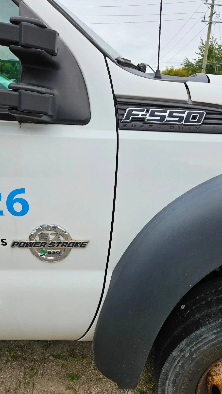 Ford F-550 2012 photo 3