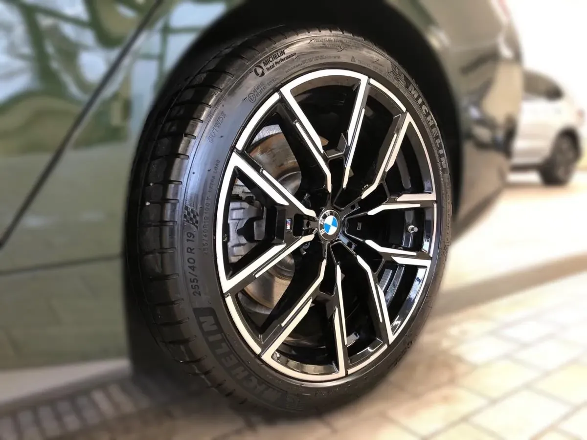 BMW 4 Series 2024 photo 3