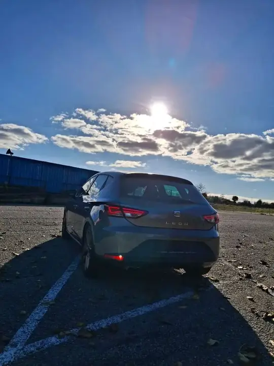 Seat Leon 2015 photo 3