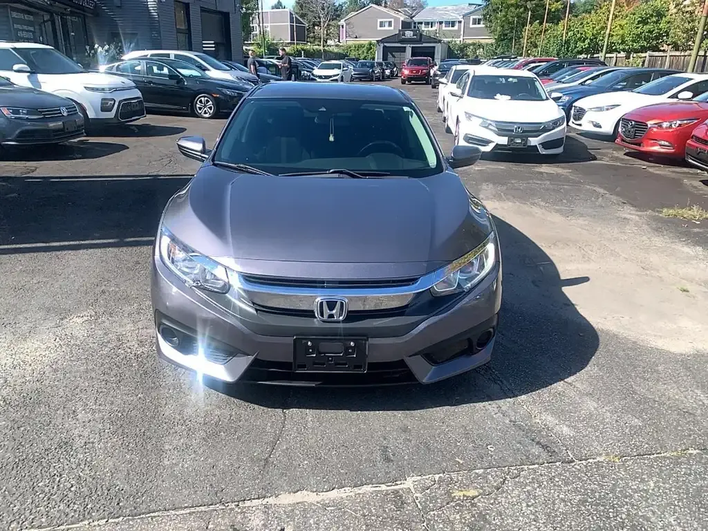 Honda Civic 2018 photo 2