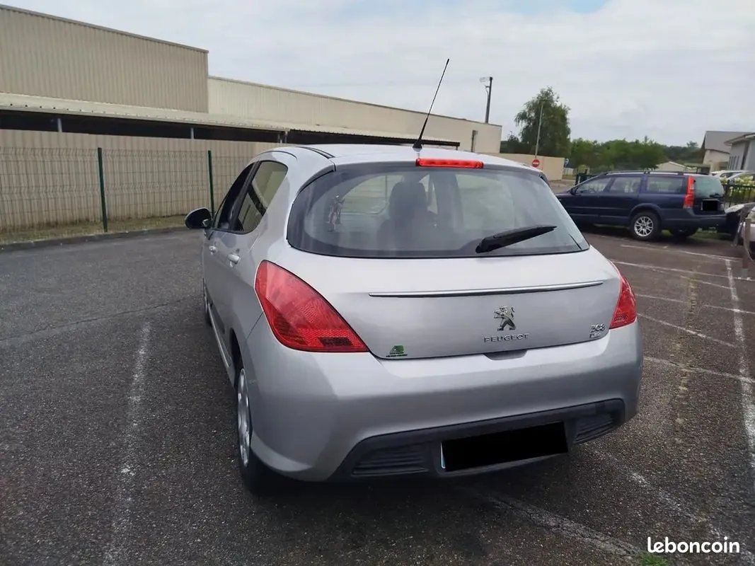 Peugeot 308 2012 photo 3