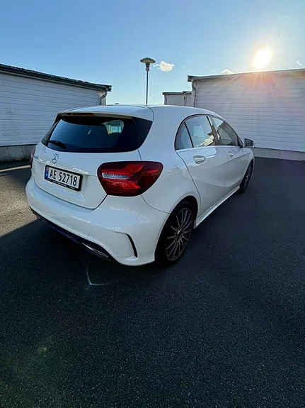Mercedes-Benz A180 2017 photo 5