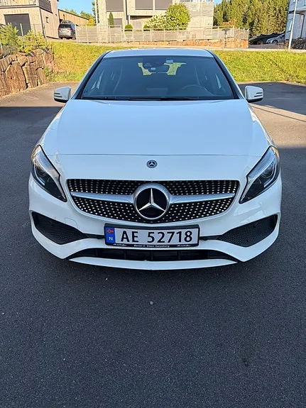 Mercedes-Benz A180 2017 photo 2
